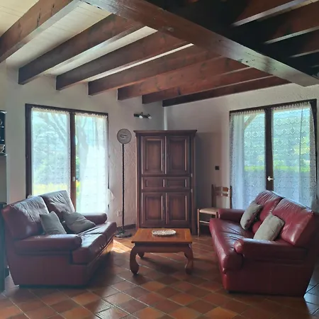 Maison Familiale Pays Basque 度假居