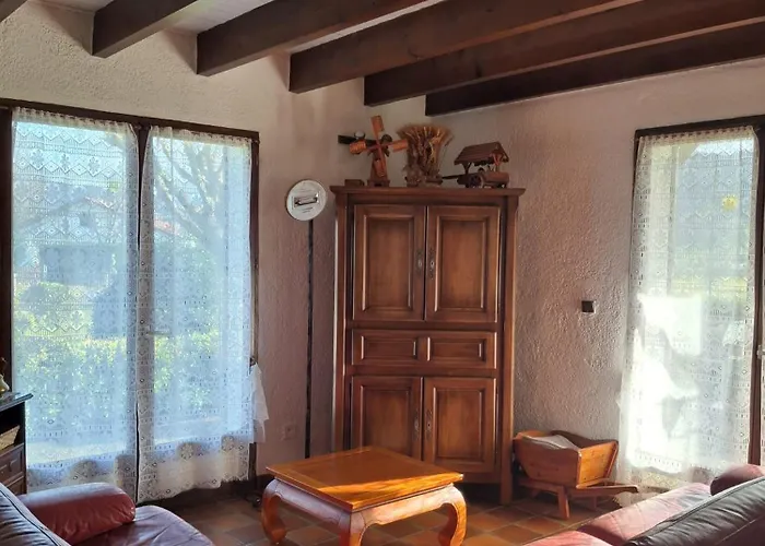 Maison Familiale Pays Basque * Ahaxe-Alciette-Bascassan